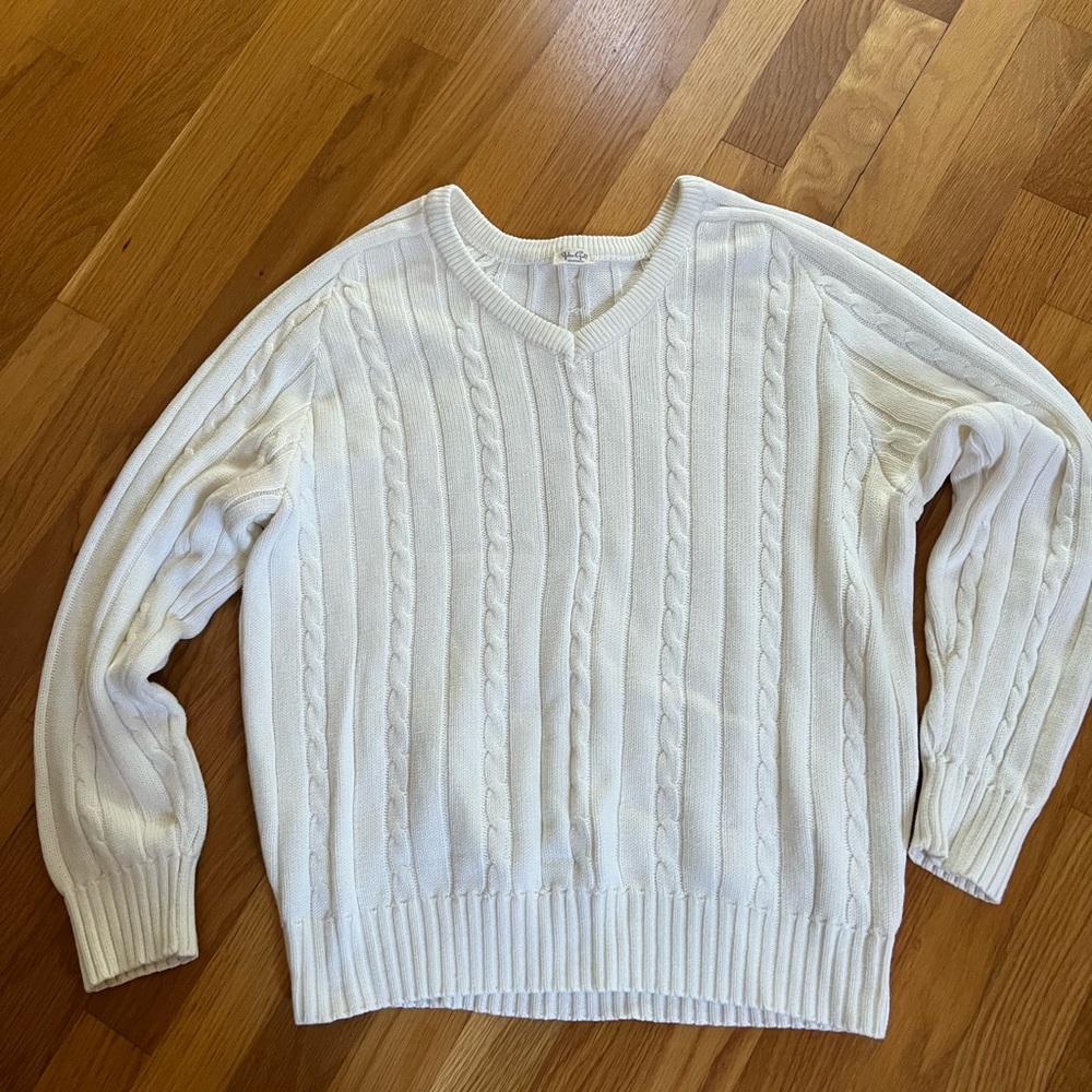 Brandy Melville White V-Neck Cable Knit Sweater